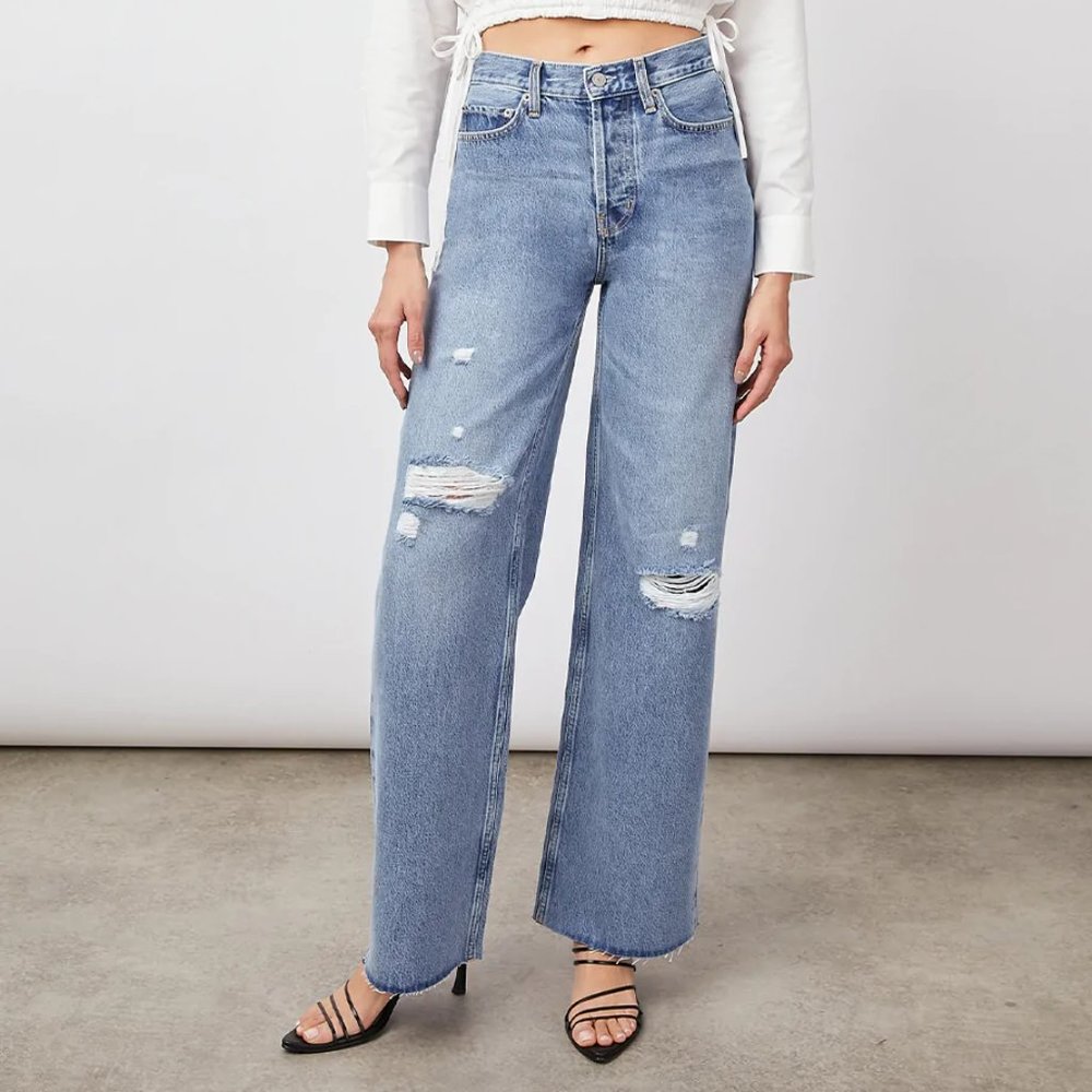 BNWOT RAILS Getty Wide Leg Breezy in Blue Distress SIZE 28